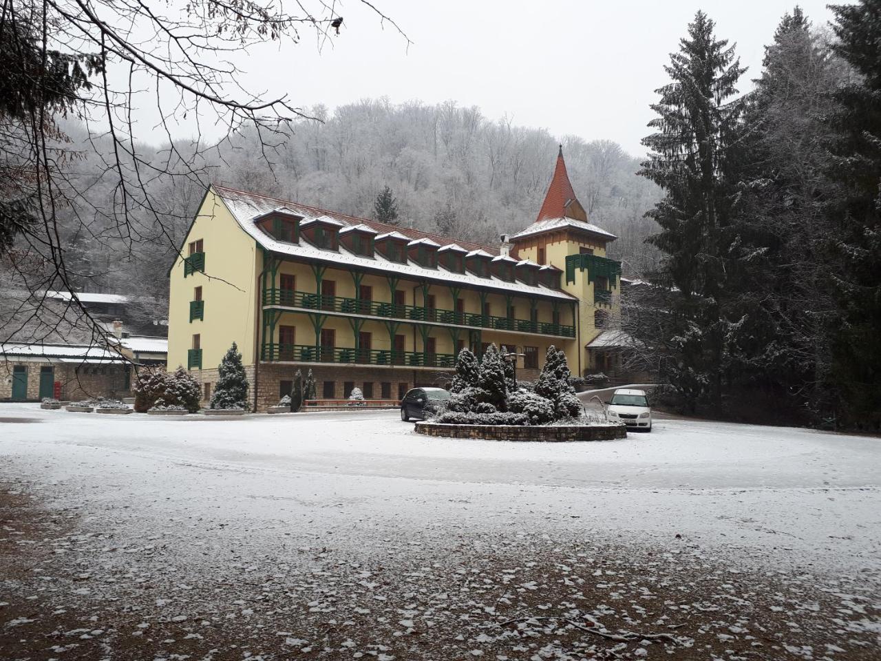 Bakony Hotel Bakonybél Extérieur photo