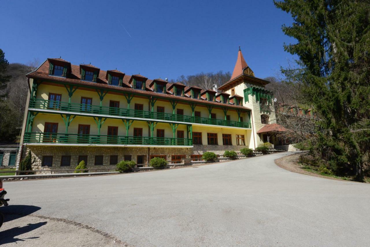 Bakony Hotel Bakonybél Extérieur photo